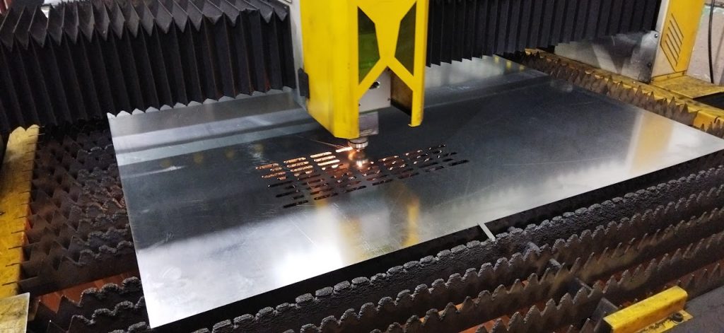 CNC Lazer Kesim ile Metal İşlemelerde Otomatik Kesim